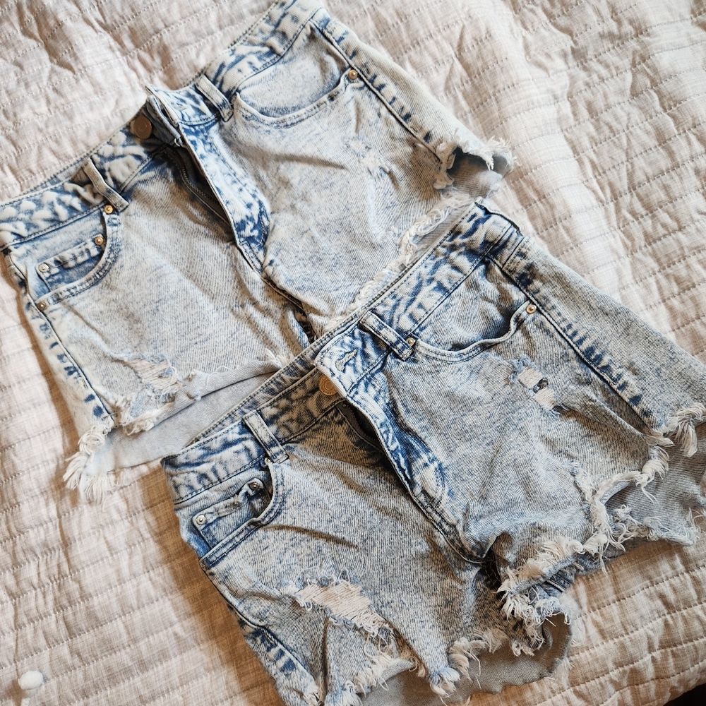 2 pairs Indigo Rein shorts